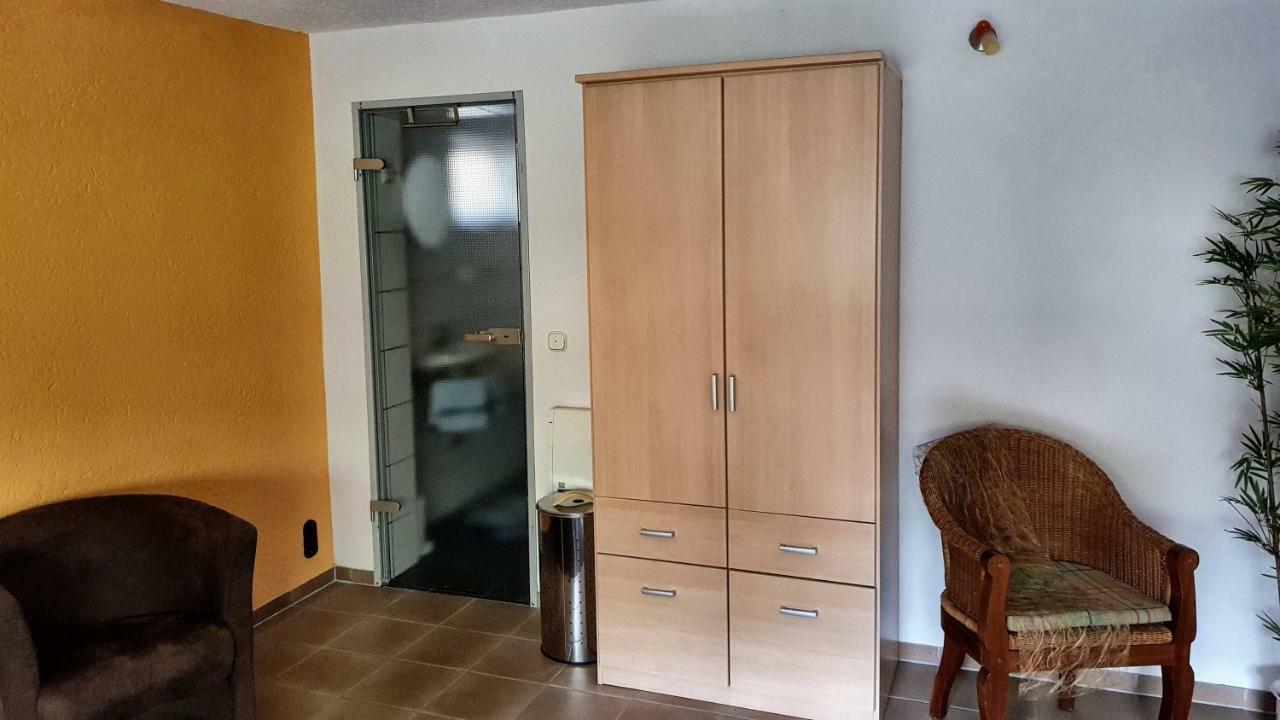 Ferienwohnung Tetzlaff Burgen  Exterior foto